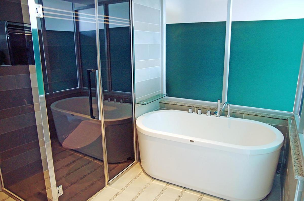 Opera 21 Hotel Jeonju Esterno foto